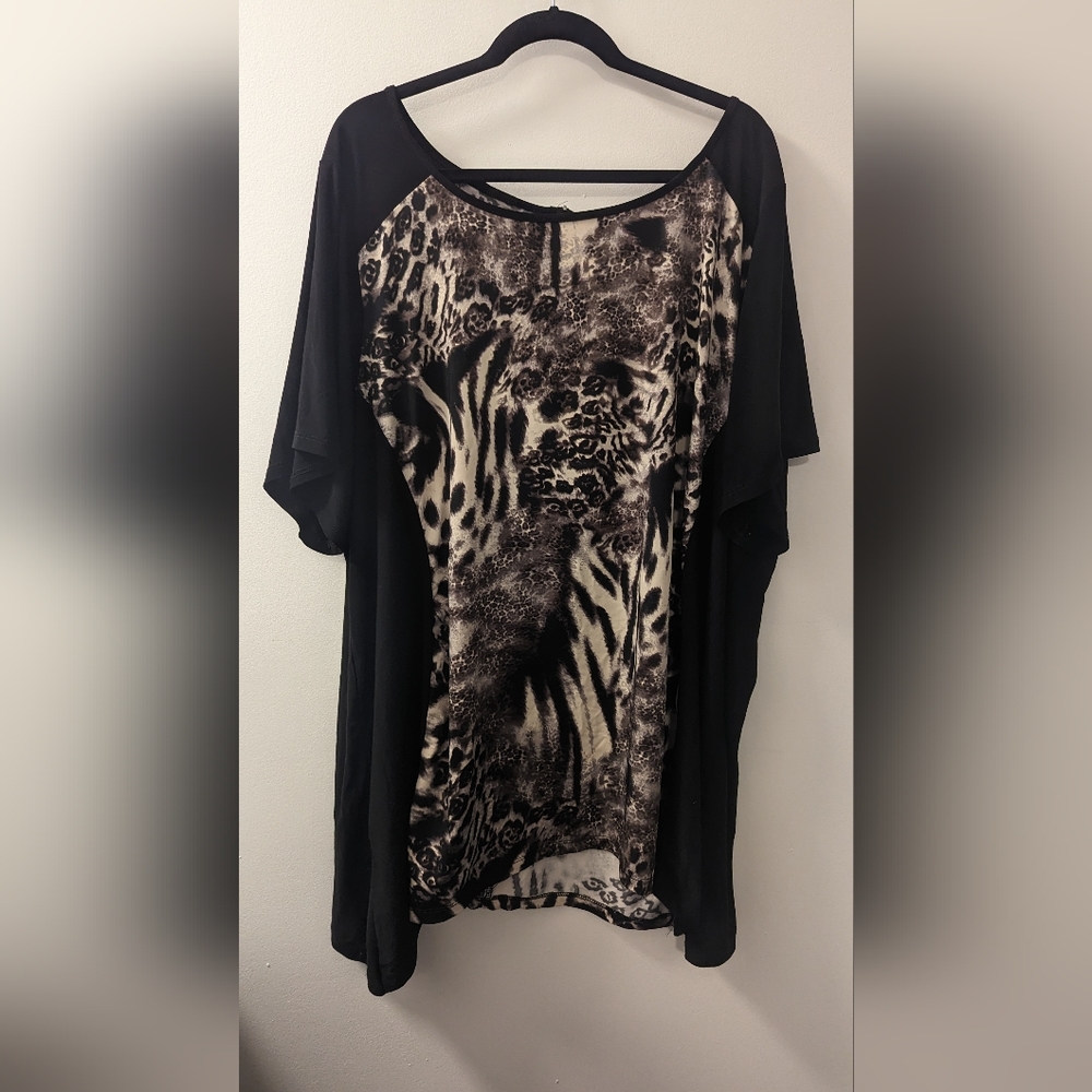 Plus size top animal print 5X